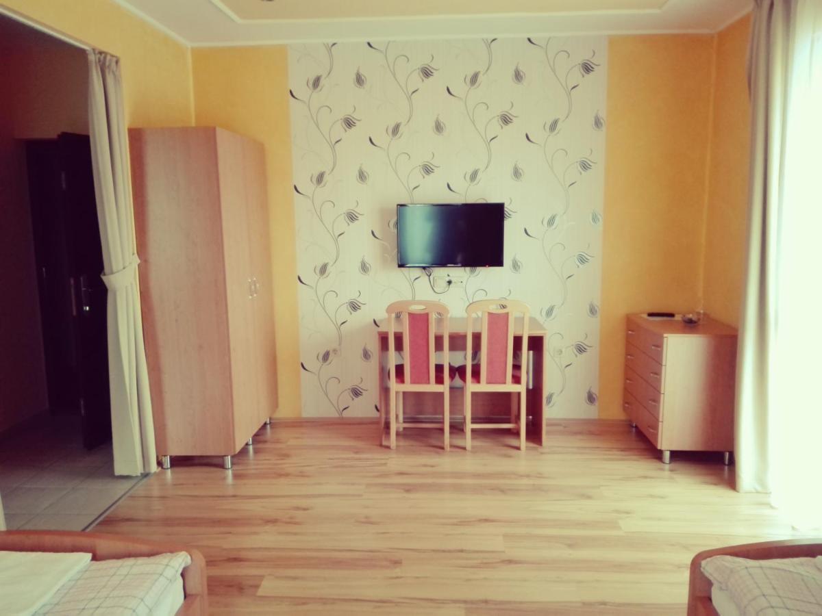 Fonix Apartmanhaz Nagypali Екстер'єр фото
